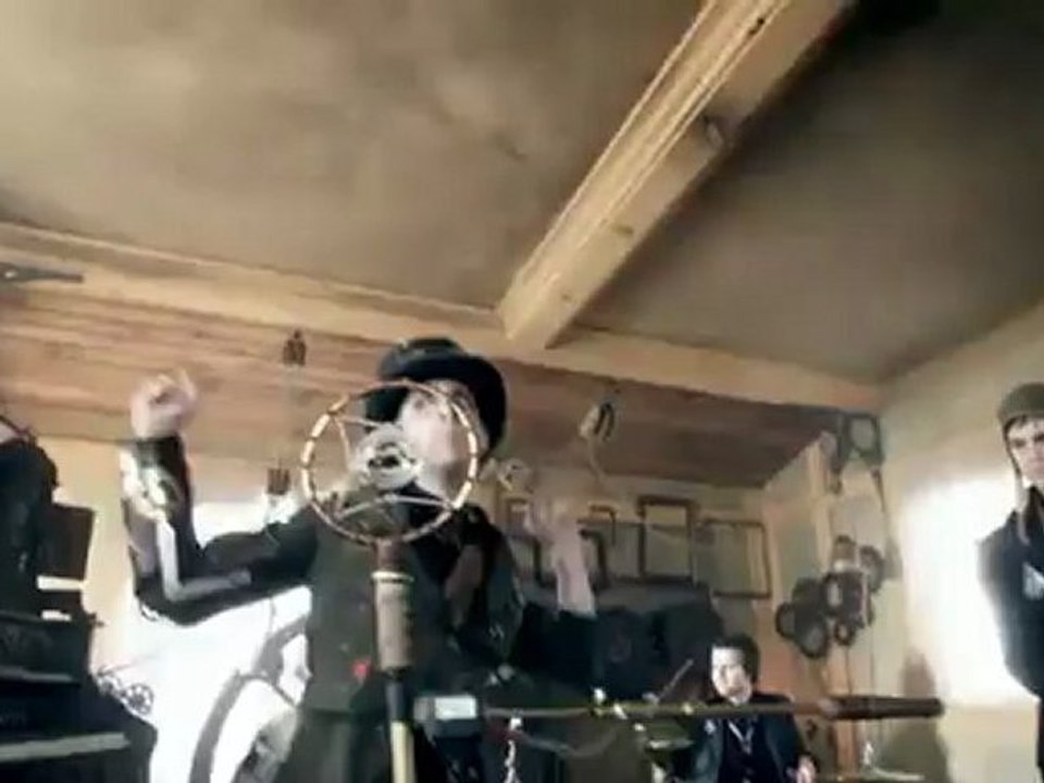 Panic! At The Disco  The Ballad Of Mona Lisa [OFFICIAL VIDEO]