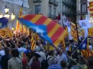 Varios miles de personas piden a Mas "valentía" para lograr la independencia