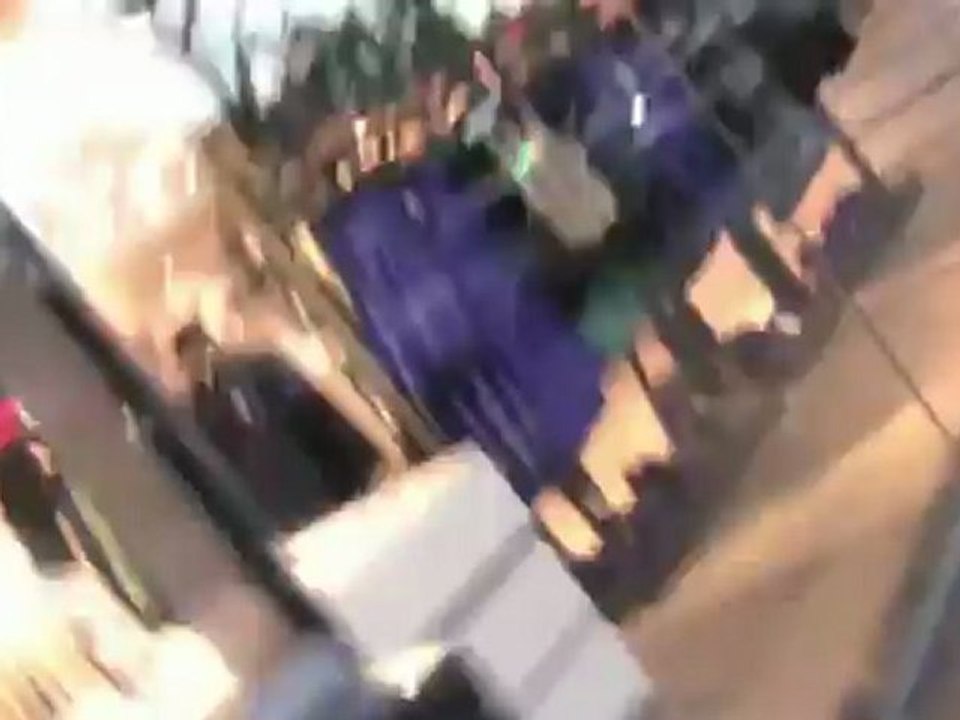 Amanda Bynes Has Confrontation With Photographer