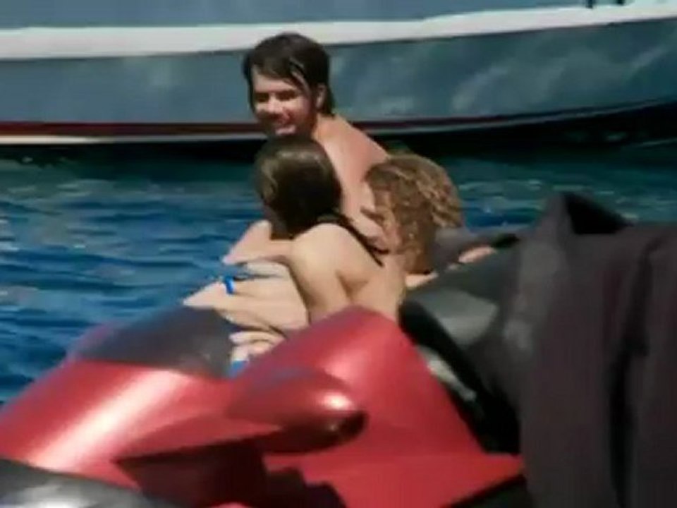 Billabong Pro Tahiti  2011 - FREE SURF HIGHLIGHTS