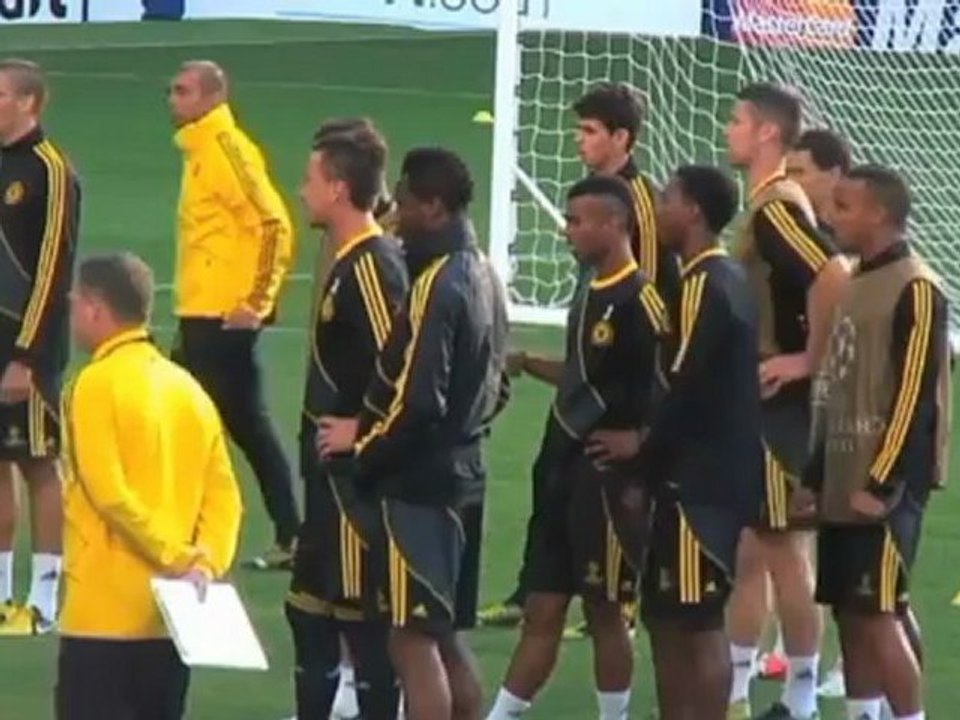 Di Matteo: 'Abramovic hängt oft bei uns rum'