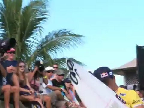 Quik Pro Gold Coast 2011 - Julian Wilson Surf/IV. Adrian Buchan Surf