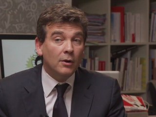 En direct de Mediapart : Montebourg et les institutions
