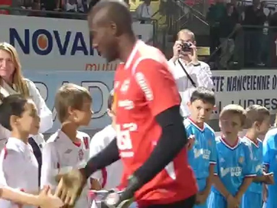 U11 - G.S.V. - Entrée des joueurs ASNL / OM - 3