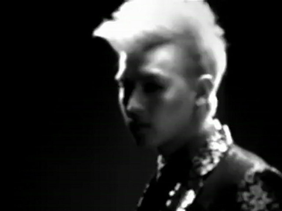 U-KISS 'Stop Girl' M/V Black&White Full version
