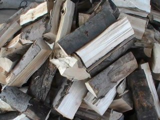 Ξύλα 135€ τόνος Καυσόξυλα Γλυφάδα Βάρη Βούλα Ελληνικό Άλιμος Άγιος Δημήτριος Δάφνη Βύρωνας Ηλιούπολη Καλλιθέα Νέα Σμύρνη Φάληρο Εξάρχεια Ζωγράφου Κυψέλη Νέος Κόσμος Παγκράτι Καυσόξυλα Αθήνα Καυσόξυλα Πειραιάς Νίκαια Χαϊδάρι Ίλιον Περιστέρι Κορυδαλλός