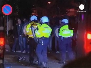 Genç kızın Facebook partisi izdihama yol açtı