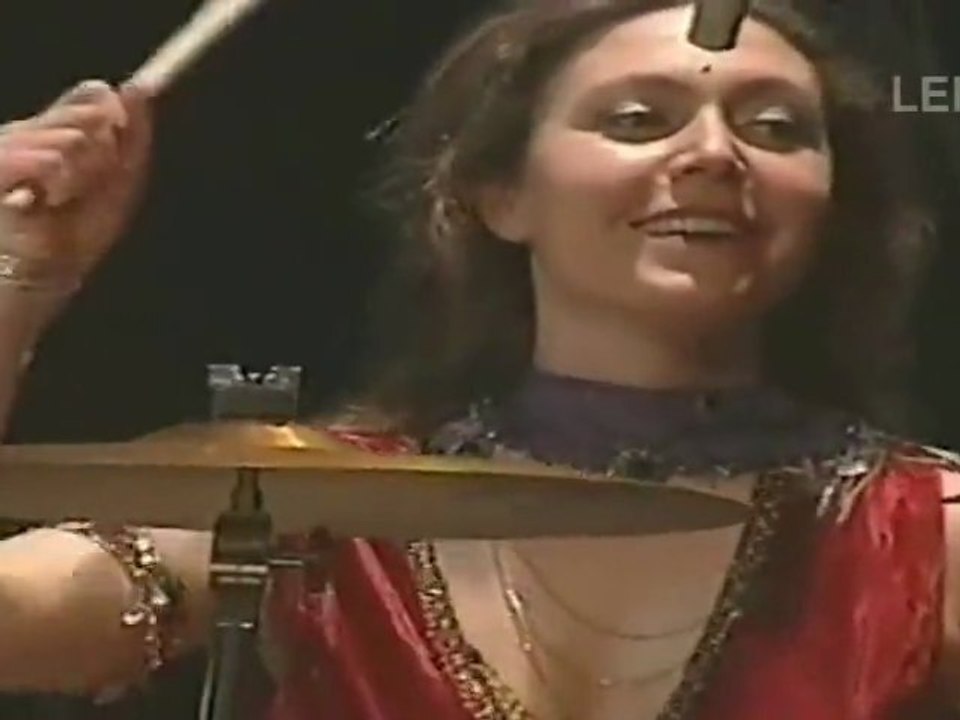 Los Jaivas (HD) - Hijos de la Tierra - (Gira 2000)