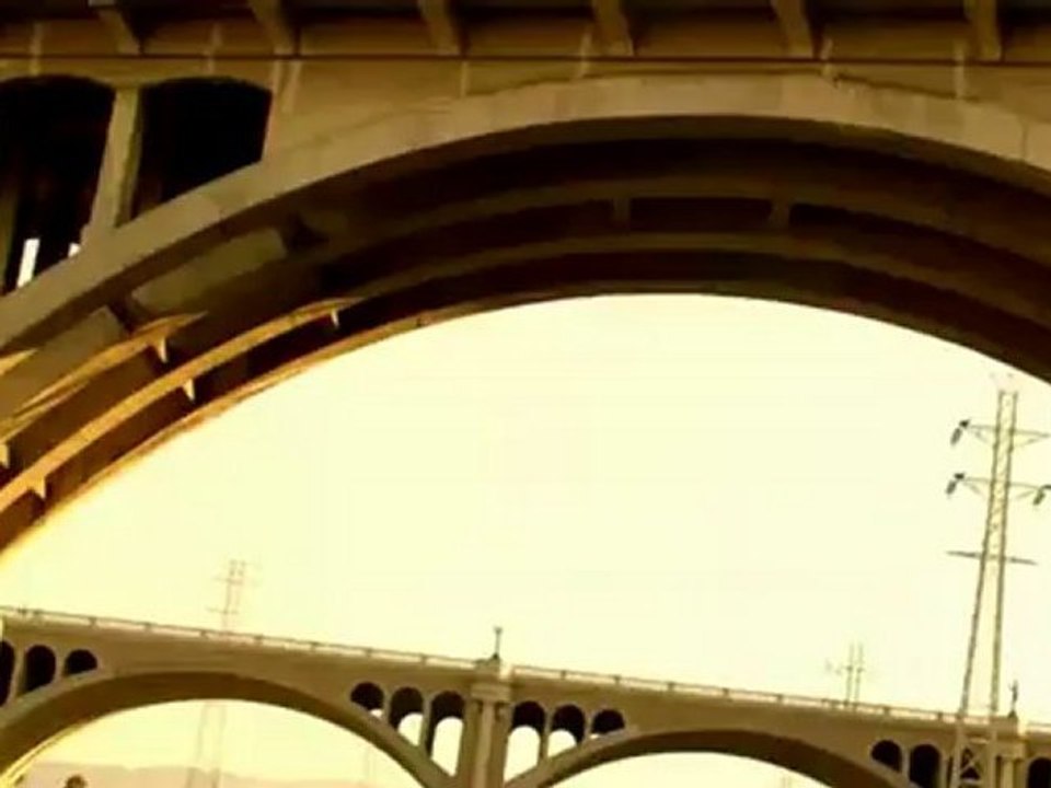 Taio Cruz - Fast Car (Clip Officiel)
