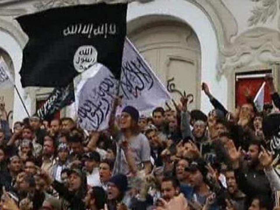 Religious offences law divides Tunisians