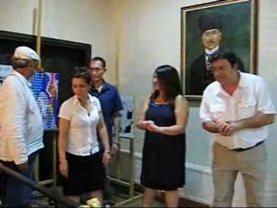 sanatçı Tuğçe Özçelik Baba ilk sergisini açtı..çanakkale...haber17