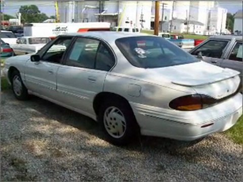 1996 Pontiac Bonneville for sale in Nashville IL - Used Pontiac by EveryCarListed.com