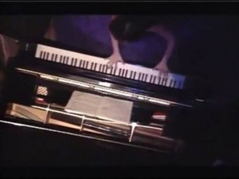 Violon - Vanessa Mae  - Piano Trio In E Minor O.O. 67 - Allegro 4e Mvt  -The Red Hot Tour -