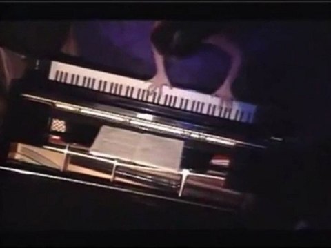 Violon - Vanessa Mae - Piano Trio In E Minor O.O. 67 - Allegro 4e Mvt -The Red Hot Tour -