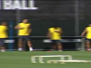 El Barcelona vuelve a entrenar con Xavi y Puyol trabajando en solitario