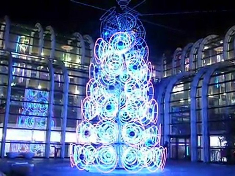 v6- Le sapin psychédélique du Forum