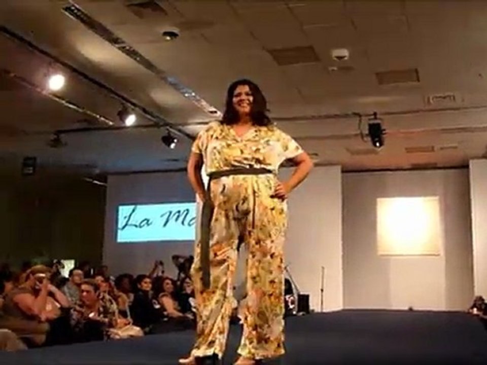 Mode: defilé de mannequins "XXL" à Sao Paulo au Brésil