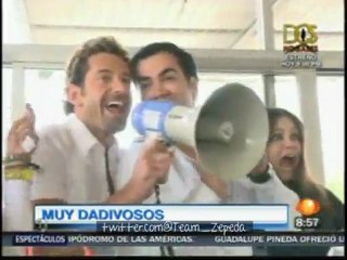 David Zepeda @davidzepeda1 y Gabriel Soto @gabrielsotofans rifaron motos