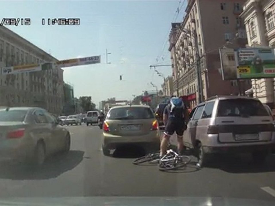 Idiot auf dem Fahrrad