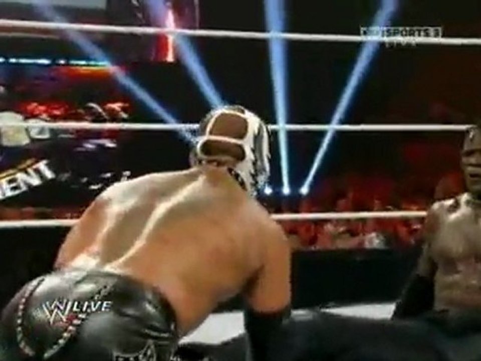 .Raw.07.18.11.part 2