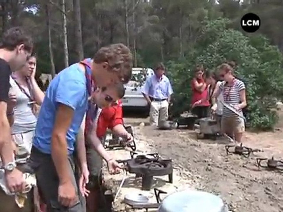 Les scouts face au feu (Marseille)