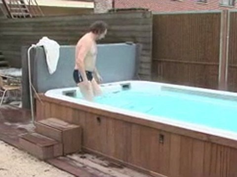 Power Swim : Spa de Nage à contre-courant par portcril.com