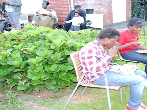 Anniversaire de Mariage Evangeliste Alfons et Sr Angélique. Eglise plein réveil