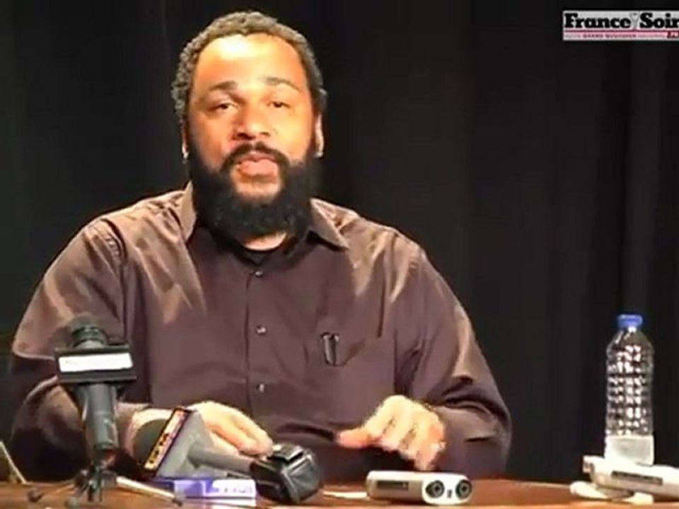 DIEUDO SUR BHL ET LA LIBYE