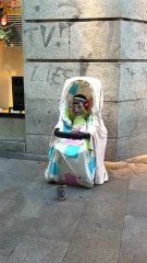 He blows kisses when you tip him