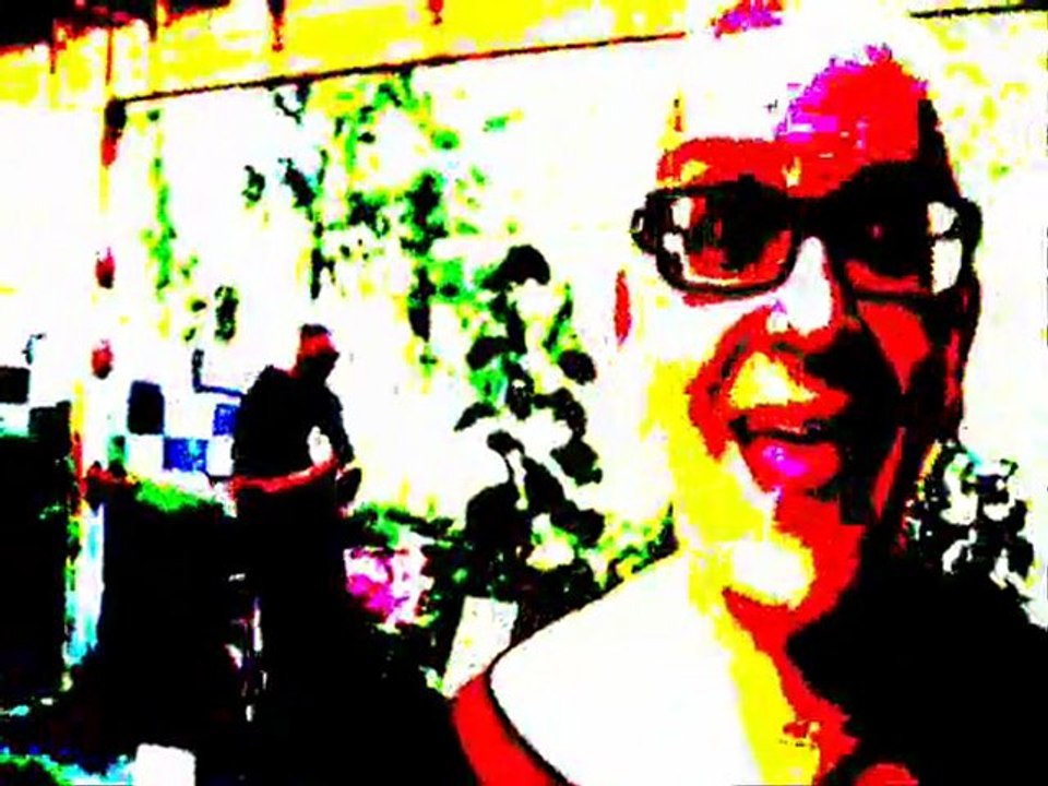 Feeling groovy  -  Desireless (2004)  video Christophe Tixier