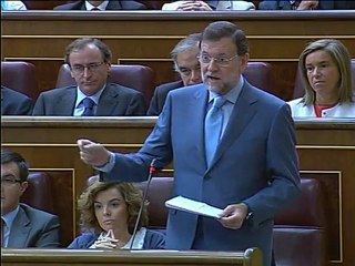 La reestructuración bancaria enfrenta a Zapatero y Rajoy