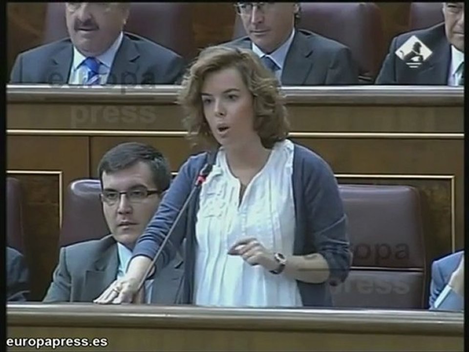 Soraya pide al Gobierno que convoque elecciones