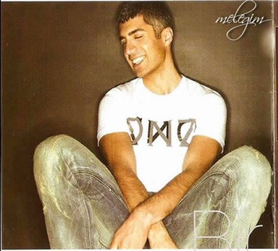 Özcan Deniz-Zorun Ne Benle Aşk-(Akustik)