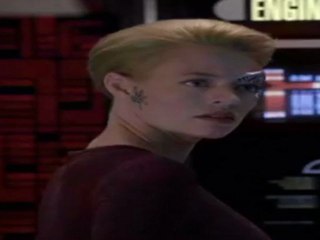 STAR TREK VOYAGER: Remix du générique => Spécial Docteur