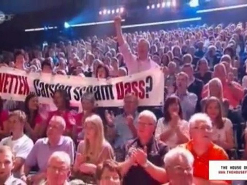 20110430 - Wetten Dass with Hugh Laurie full