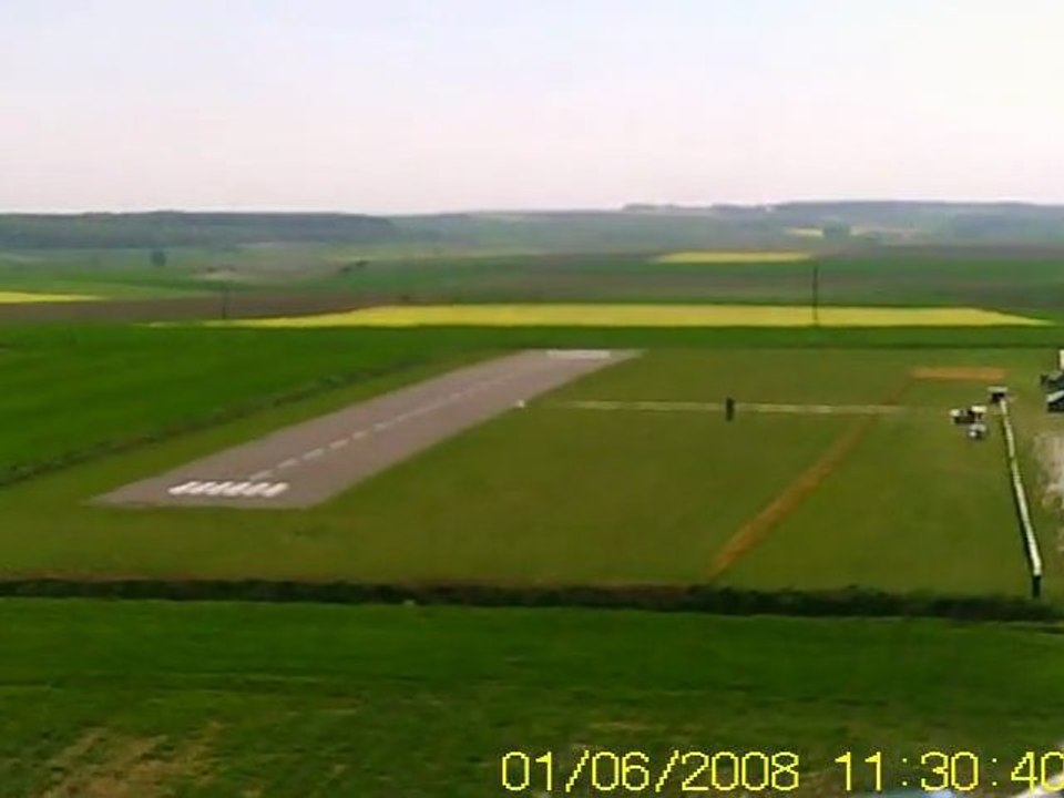 Caméra embarquée en Planeur autour du terrain de Senlis le sec / Par Luc