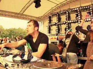 Mathias Kaden & Daniel Stefanik b2b - Love Family Park 2011