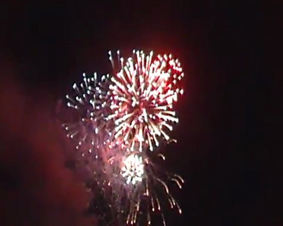 Feu d'artifice 13 juillet à Beauvais