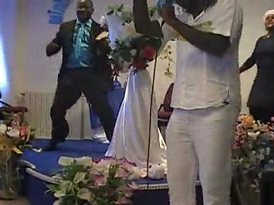 quant le bishop se decide de danser , c'est chaud dès!!!!!!!!!!!!!!!!