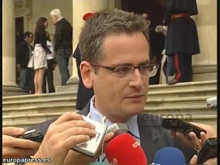 De Andrés dice que los diputados forman "el equipo" necesari