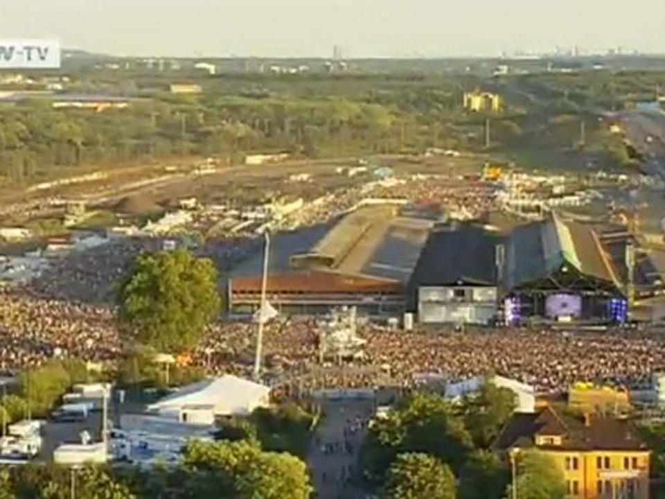 Trauma Love Parade - one year after the tragedy at Duisburg | People & Politics