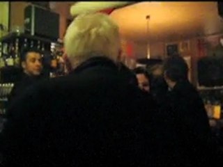 EIN TON BLAU - Behind the Blue / 80 Min.