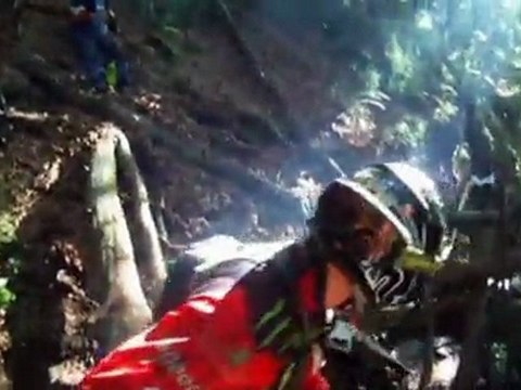 Jarvis gewinnt die Red Bull Romaniacs