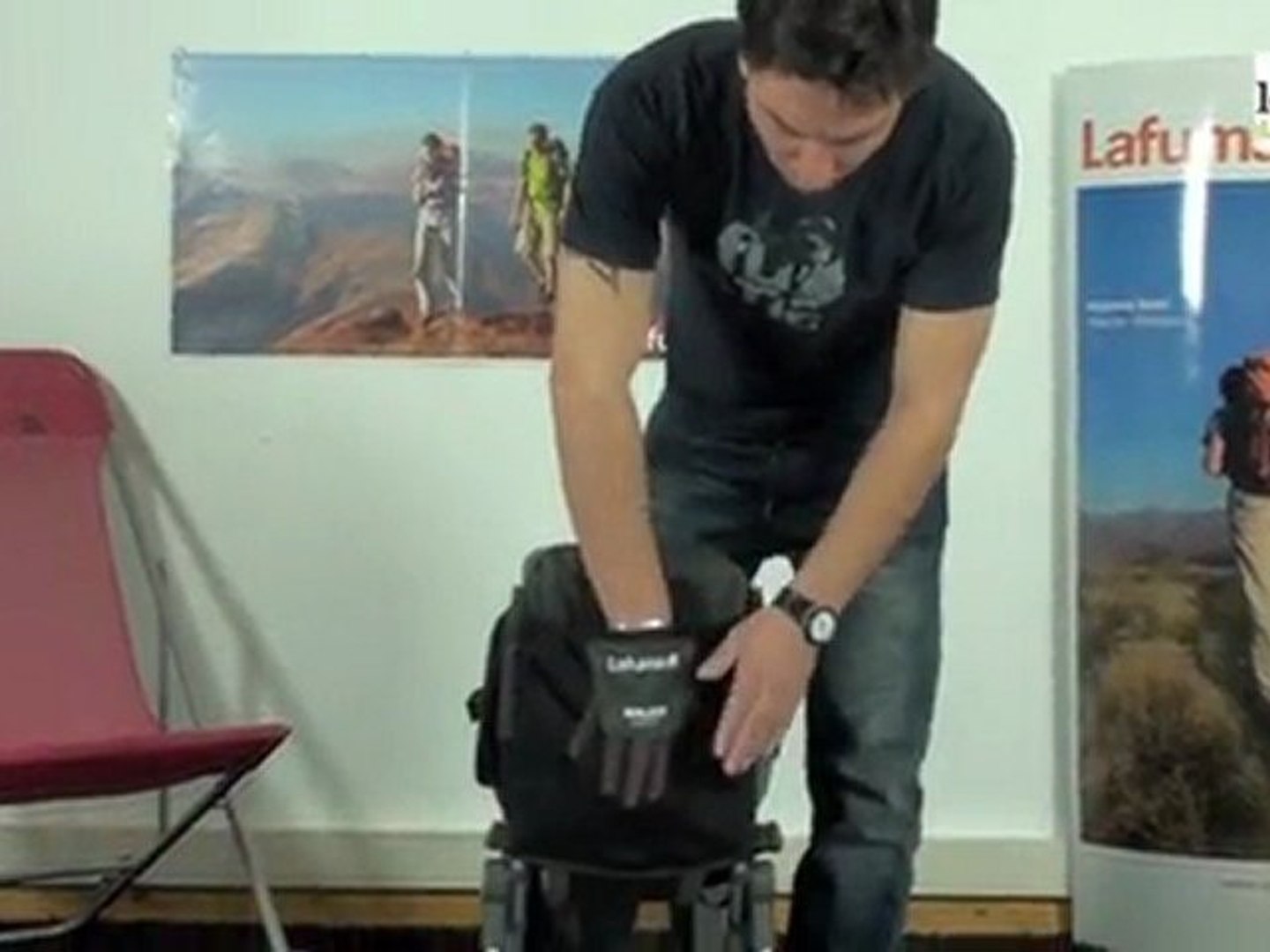 Snowleader vous présente le porte bébé Walkid Light de LAFUMA - Vidéo  Dailymotion