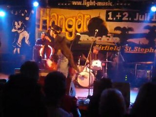 VOOLA & THE JAYHAWKS(Angleterre)