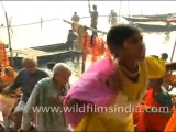 Holy dip along the banks of River Ganga, Sonepur