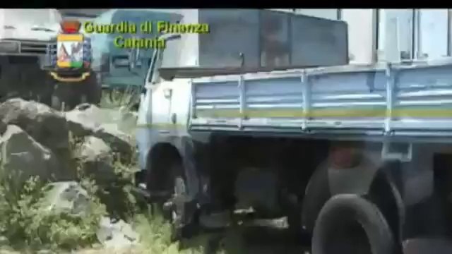 Catania - Sequestrati 100 quintali di alimenti scaduti