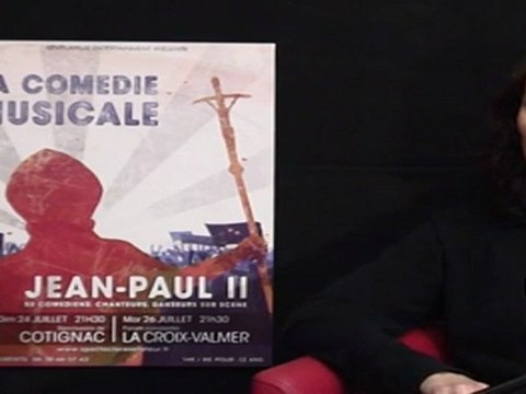 La costumière de la comédie musicale JEAN PAUL II