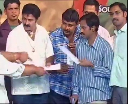 Balakrishna- Shela - Amisha Patel - Neha Dhupia - Parama Veera Chakra - 01