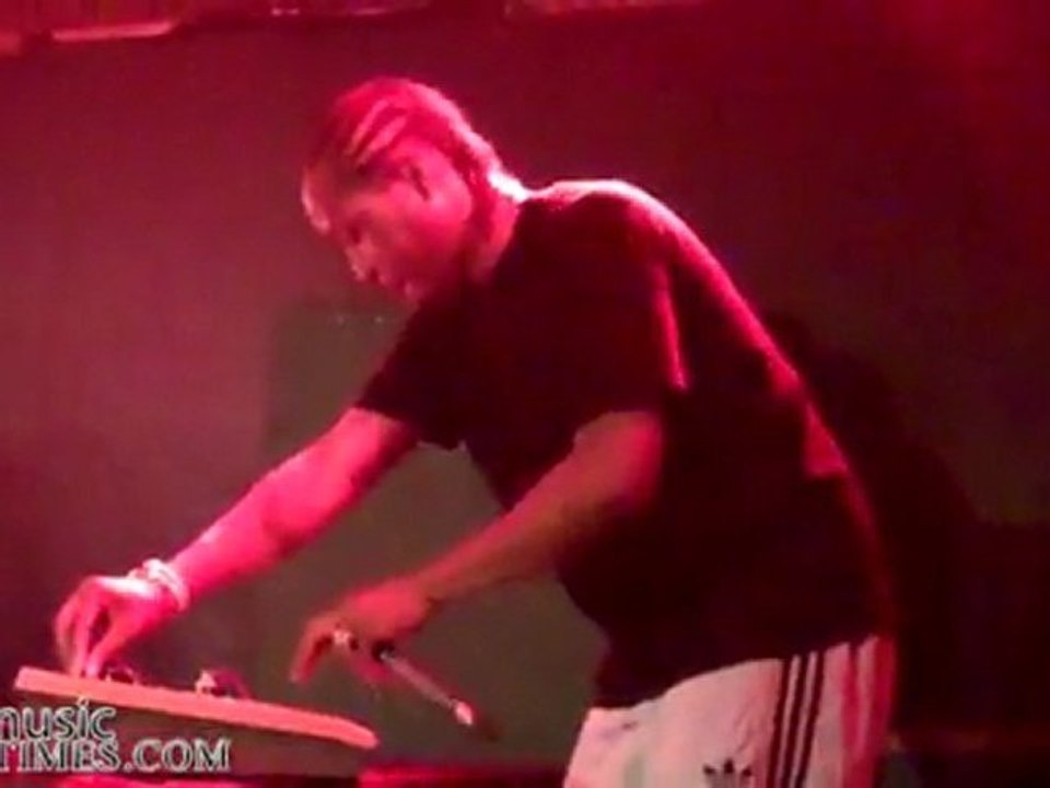 DJ Quik "Killer Dope" & "Just Like Compton" Live @ the Knitting Factory, Brooklyn, NY, 06-10-2011 Pt.4